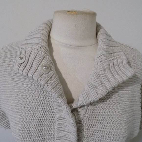 BANANA REPUBLIC Cream Thick Cardigan Sweater, S - Picture 4 of 5
